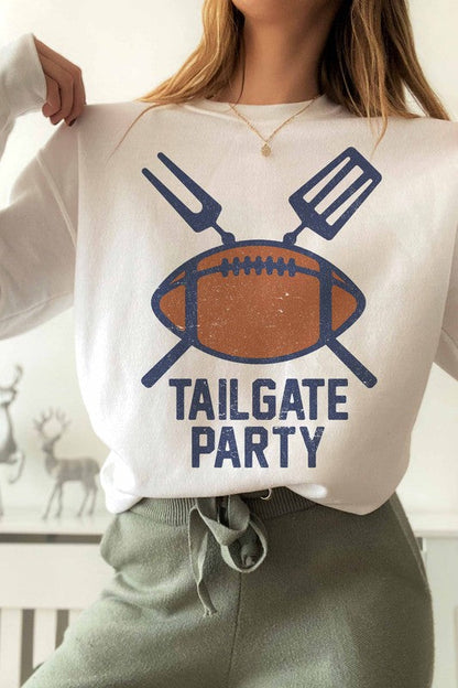 TAILGATE PARTY GRAPHIC SWEATSHIRT