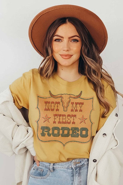NOT MY FIRST RODEO GRAPHIC TEE